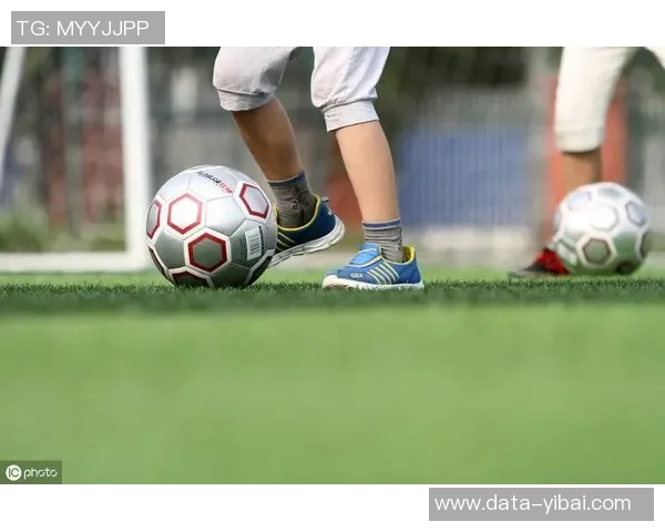 足球新手必看入门技巧与训练方法助你快速提升球技